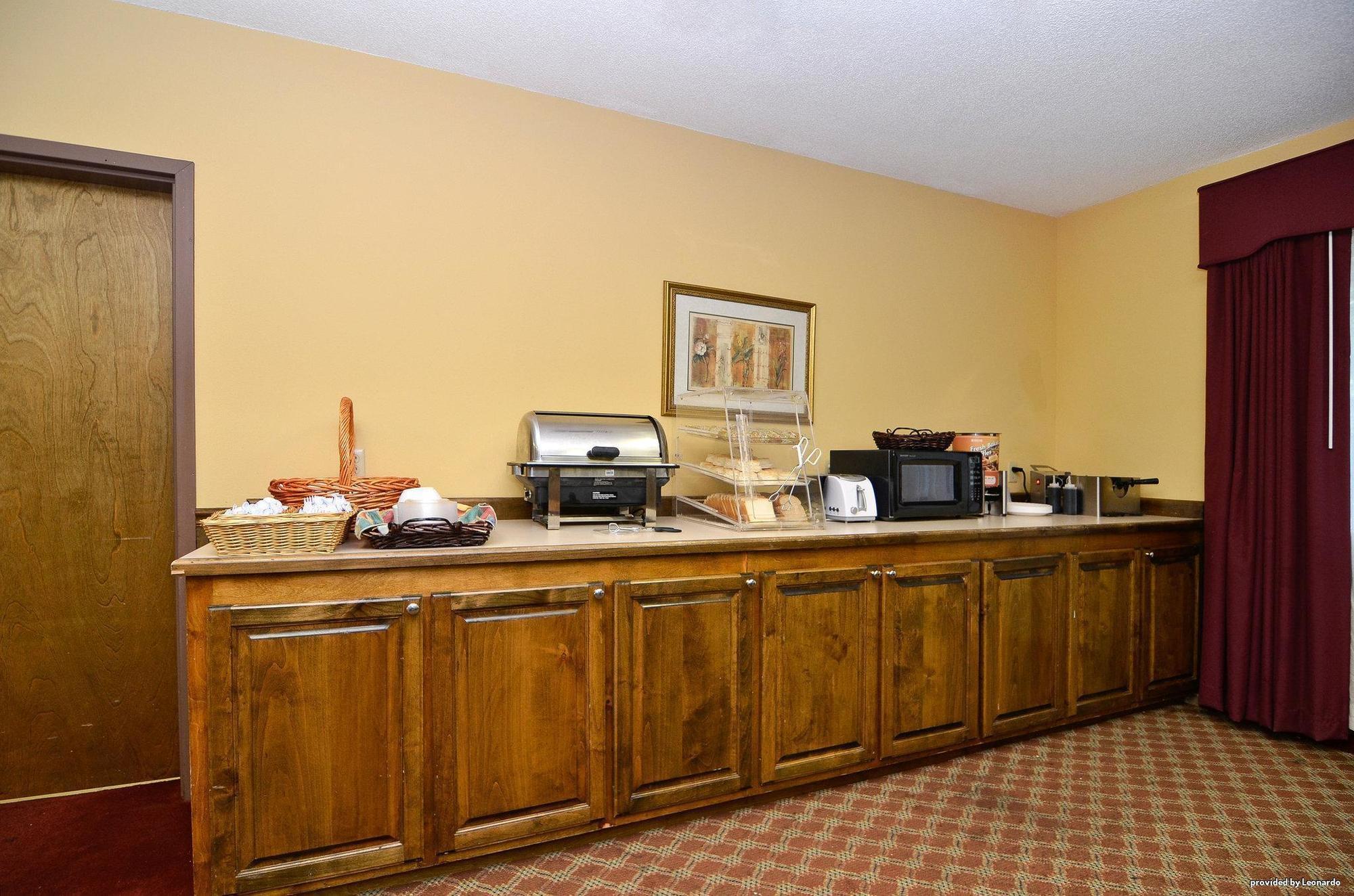 Americas Best Value Inn Wiggins Restaurante foto