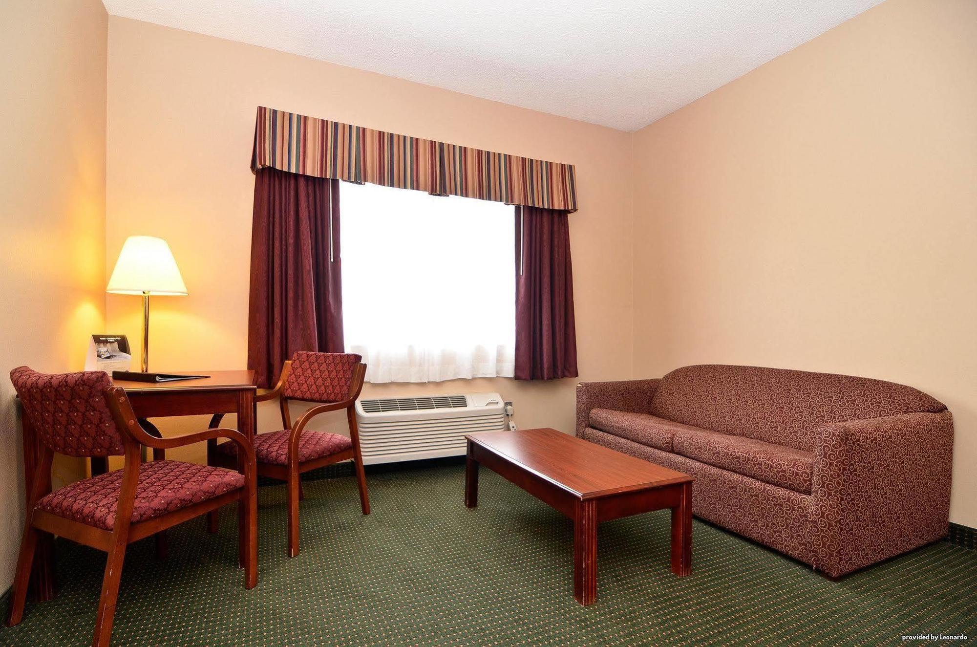 Americas Best Value Inn Wiggins Quarto foto