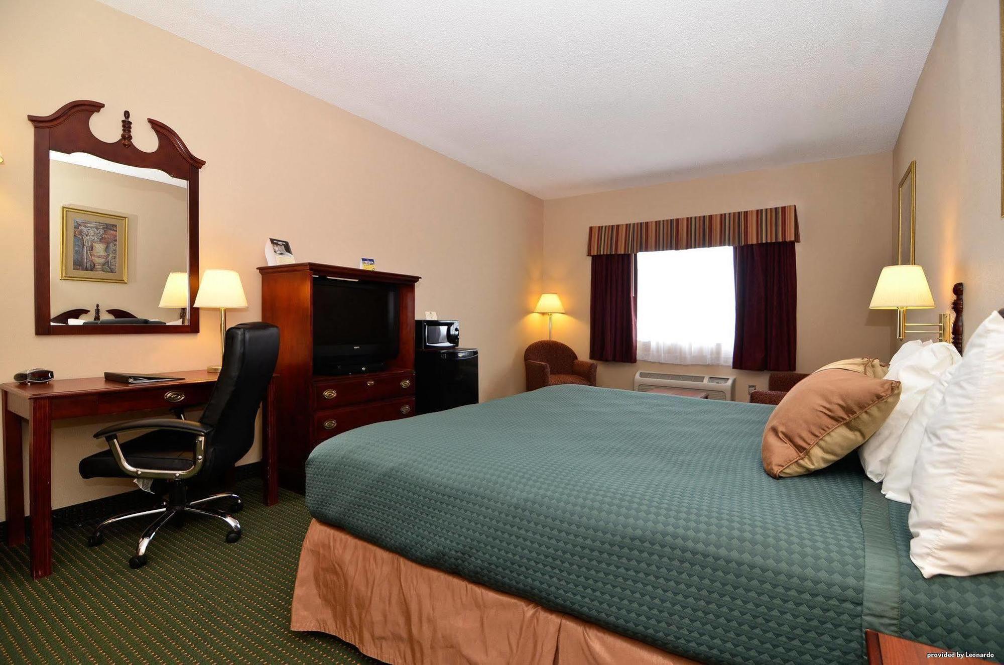 Americas Best Value Inn Wiggins Quarto foto